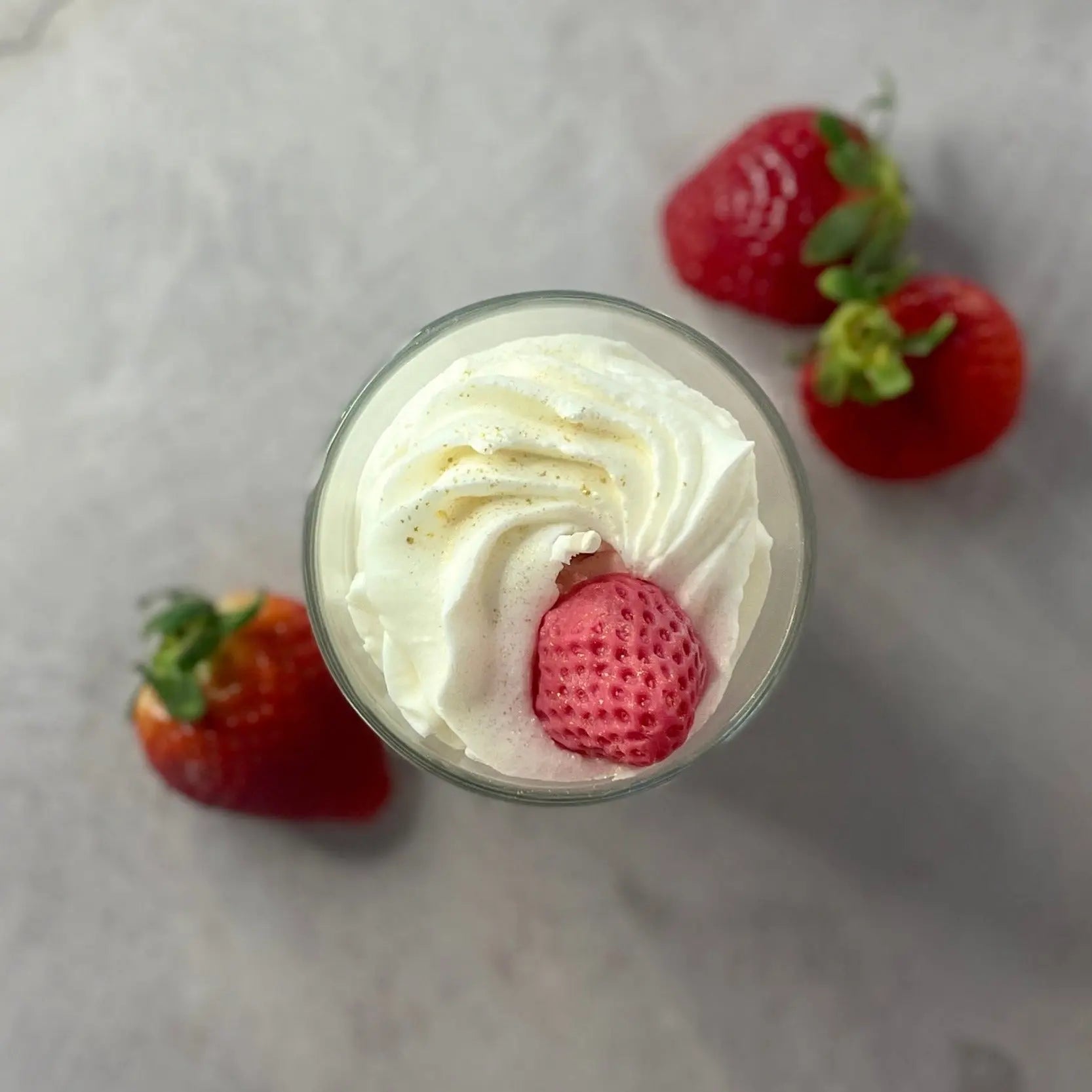 Bougie Chantilly - Fraise 170ml Scentalya