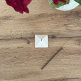 Porte - Encens Pyramide Something Different Wholesale